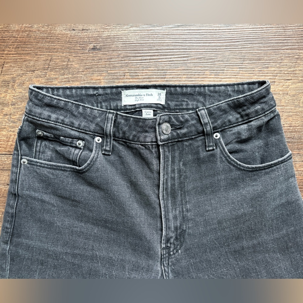 Abercrombie & Fitch jeans curve love the mom high rise black denim Sz 26 2s EUC - Picture 5 of 13
